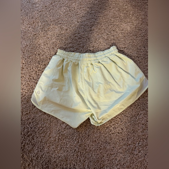 Hotty hot 4” shorts - Picture 2 of 2